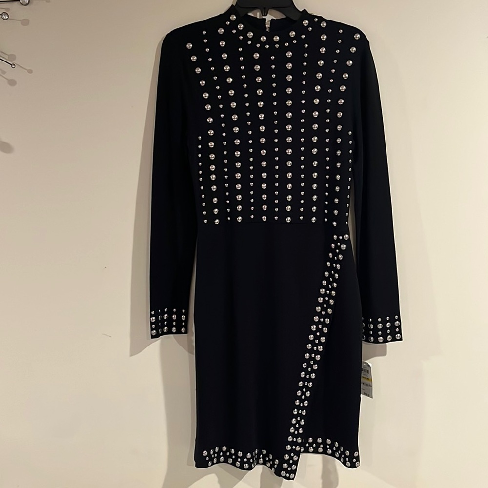 Black Medium size dress. Really compliments your body